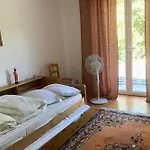 Beautiful 4 In Apartment *